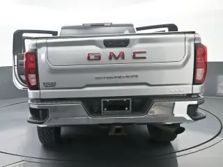 GMC Sierra 2500HD 2023 4x4 SLE 4 puertas Cabina Crew SB