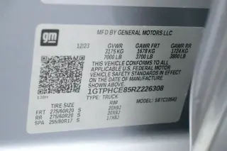 GMC Sierra 1500 2024 4x2 Elevation 4 puertas Cabina Crew 5.8 pies. Caja corta