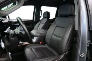GMC Sierra 1500 2024 4x2 Elevation 4 puertas Cabina Crew 5.8 pies. Caja corta