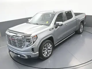 GMC Sierra 1500 2023 4x4 Denali 4 puertas Cabina Crew 5.8 pies. Caja corta