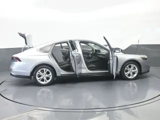 Honda Accord 2024 LX 4 puertas Sedan