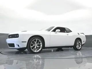 Dodge Challenger 2020 SXT 2 puertas Cupé