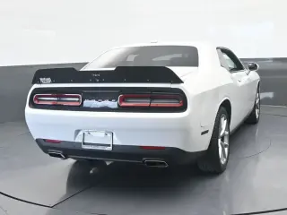 Dodge Challenger 2020 SXT 2 puertas Cupé