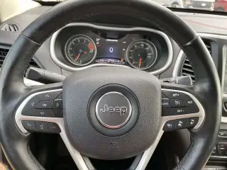 Jeep Cherokee 2017 4x4 Trailhawk 4 puertas SUV