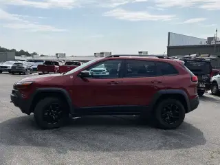 Jeep Cherokee 2017 4x4 Trailhawk 4 puertas SUV