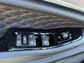 Jeep Grand Cherokee 2024 Summit 4x4 4 puertas SUV
