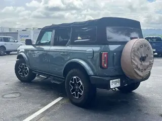 Ford Bronco 2022 4x4 Outer Banks 4 puertas SUV