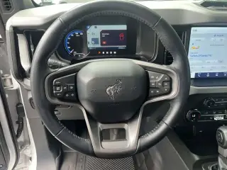 Ford Bronco 2023 4x4 Base Advanced 4dr SUV