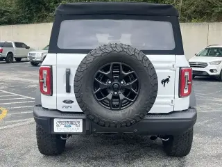 Ford Bronco 2023 4x4 Base Advanced 4dr SUV