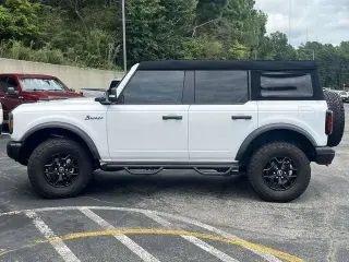 Ford Bronco 2023 4x4 Base Advanced 4dr SUV