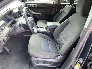 Ford Explorer 2023 XLT 4 puertas SUV