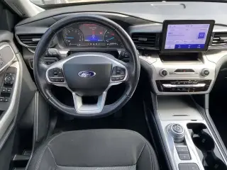 Ford Explorer 2023 XLT 4 puertas SUV