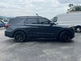 Ford Explorer 2023 ST-Line 4 puertas SUV