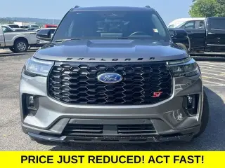 Ford Explorer 2025 AWD ST SUV de 4 puertas