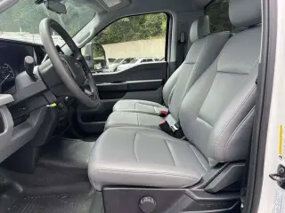 Ford F-250 Super Duty 2026 4x2 XL Cabina Regular 2 puertas 8 pies LB Pickup