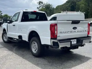 Ford F-250 Super Duty 2026 4x2 XL Cabina Regular 2 puertas 8 pies LB Pickup