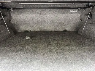 Ford F-150 2023 4x4 XL 4 puertas SuperCrew 5.5 pies. SB