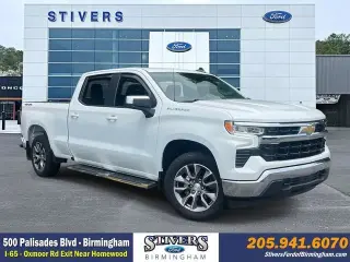 Chevrolet Silverado 1500 2022 4x4 LT 4 puertas Cabina Crew 5.8 pies. SB con 1LT