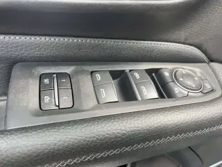 GMC Yukon 2021 4x4 Denali 4 puertas SUV