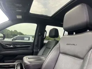 GMC Yukon 2021 4x4 Denali 4 puertas SUV