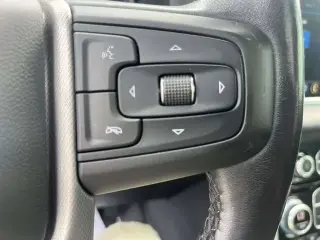 GMC Yukon 2021 4x4 Denali 4 puertas SUV