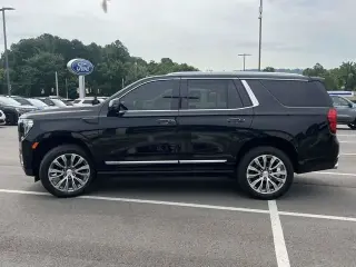 GMC Yukon 2021 4x4 Denali 4 puertas SUV
