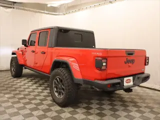 Jeep Gladiator 2020 4x4 Overland 4 puertas Crew Cab 5.0 pies. SB