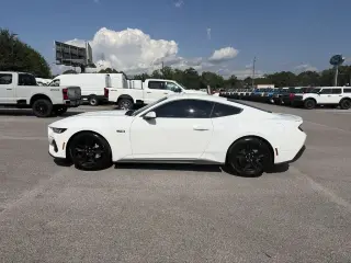 Ford Mustang 2024 GT 2 puertas Fastback
