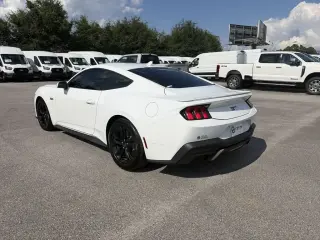 Ford Mustang 2024 GT 2 puertas Fastback