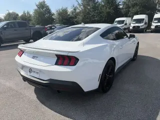 Ford Mustang 2024 GT 2 puertas Fastback
