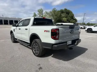 Ford Ranger 2024 4x4 XLT 4 puertas SuperCrew 5.0 pies. SB