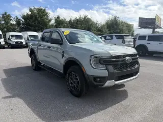 Ford Ranger 2024 4x4 XLT 4 puertas SuperCrew 5.0 pies. SB