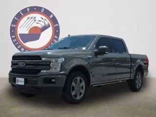 Ford F-150 2020 4x4 Lariat 4 puertas SuperCrew 5.5 pies. Caja corta