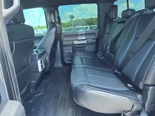 Ford F-150 2020 4x4 Lariat 4 puertas SuperCrew 5.5 pies. Caja corta