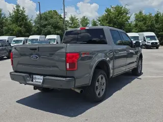 Ford F-150 2020 4x4 Lariat 4 puertas SuperCrew 5.5 pies. Caja corta