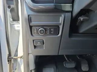 Ford F-150 2024 4x2 STX 4 puertas SuperCrew 5.5 pies. SB