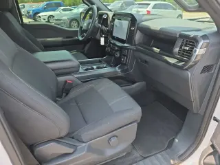 Ford F-150 2024 4x2 STX 4 puertas SuperCrew 5.5 pies. SB