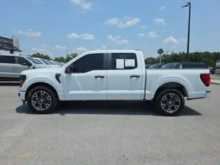 Ford F-150 2024 4x2 STX 4 puertas SuperCrew 5.5 pies. SB