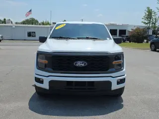 Ford F-150 2024 4x2 STX 4 puertas SuperCrew 5.5 pies. SB