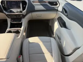 GMC Acadia 2020 Denali 4 puertas SUV