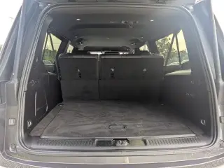 Jeep Wagoneer L 2024 4x2 Serie II 4 puertas SUV