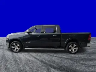 Ram 1500 2019 4x2 Laramie 4 puertas Cabina doble 5.6 pies. Pickup SB