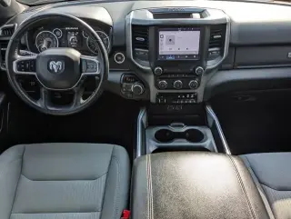 Ram 1500 2024 4x4 Big Horn Cabina Crew 4 puertas 5.6 pies. Pickup SB