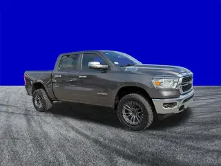 Ram 1500 2024 4x4 Big Horn Cabina Crew 4 puertas 5.6 pies. Pickup SB