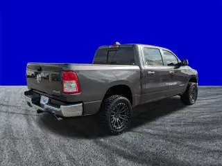 Ram 1500 2024 4x4 Big Horn Cabina Crew 4 puertas 5.6 pies. Pickup SB