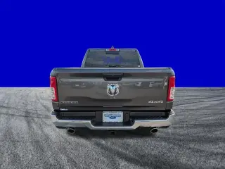 Ram 1500 2024 4x4 Big Horn Cabina Crew 4 puertas 5.6 pies. Pickup SB