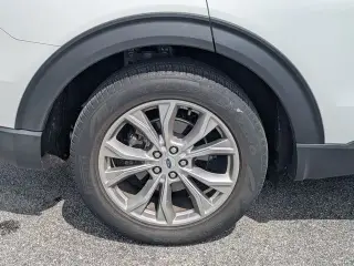 Ford Explorer 2022 XLT 4 puertas SUV