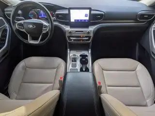 Ford Explorer 2022 XLT 4 puertas SUV