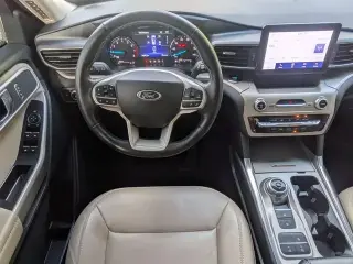 Ford Explorer 2022 XLT 4 puertas SUV