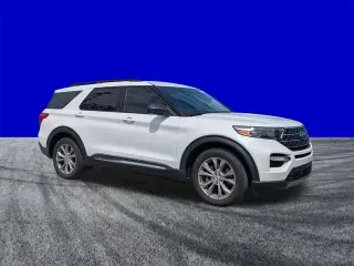 Ford Explorer 2022 XLT 4 puertas SUV